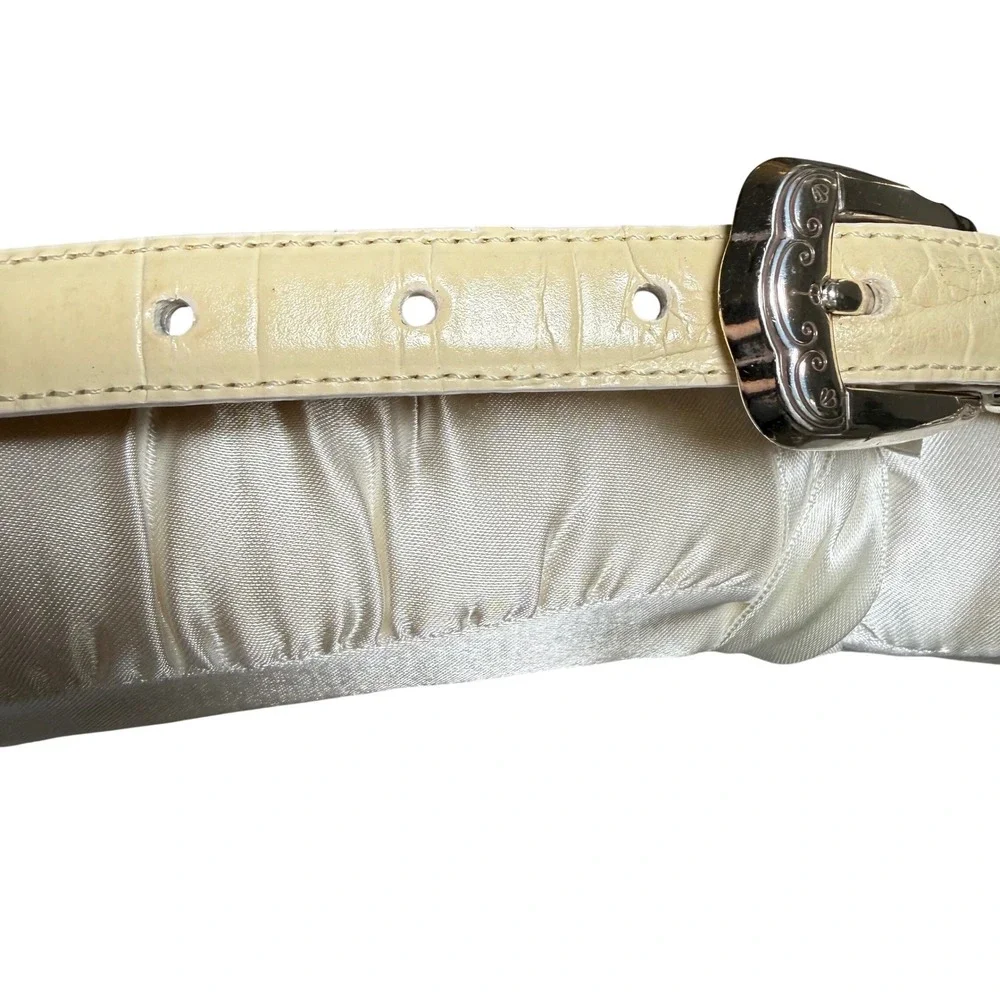 ⁠Brighton Cream Croc Embossed Leather Golf Charm Belt Silver Buckle Size M 30⁠